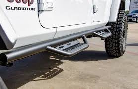 Jeep Gladiator Nerf Bar Side Step Recommendations (Open Toe vs Closed Toe) images-1