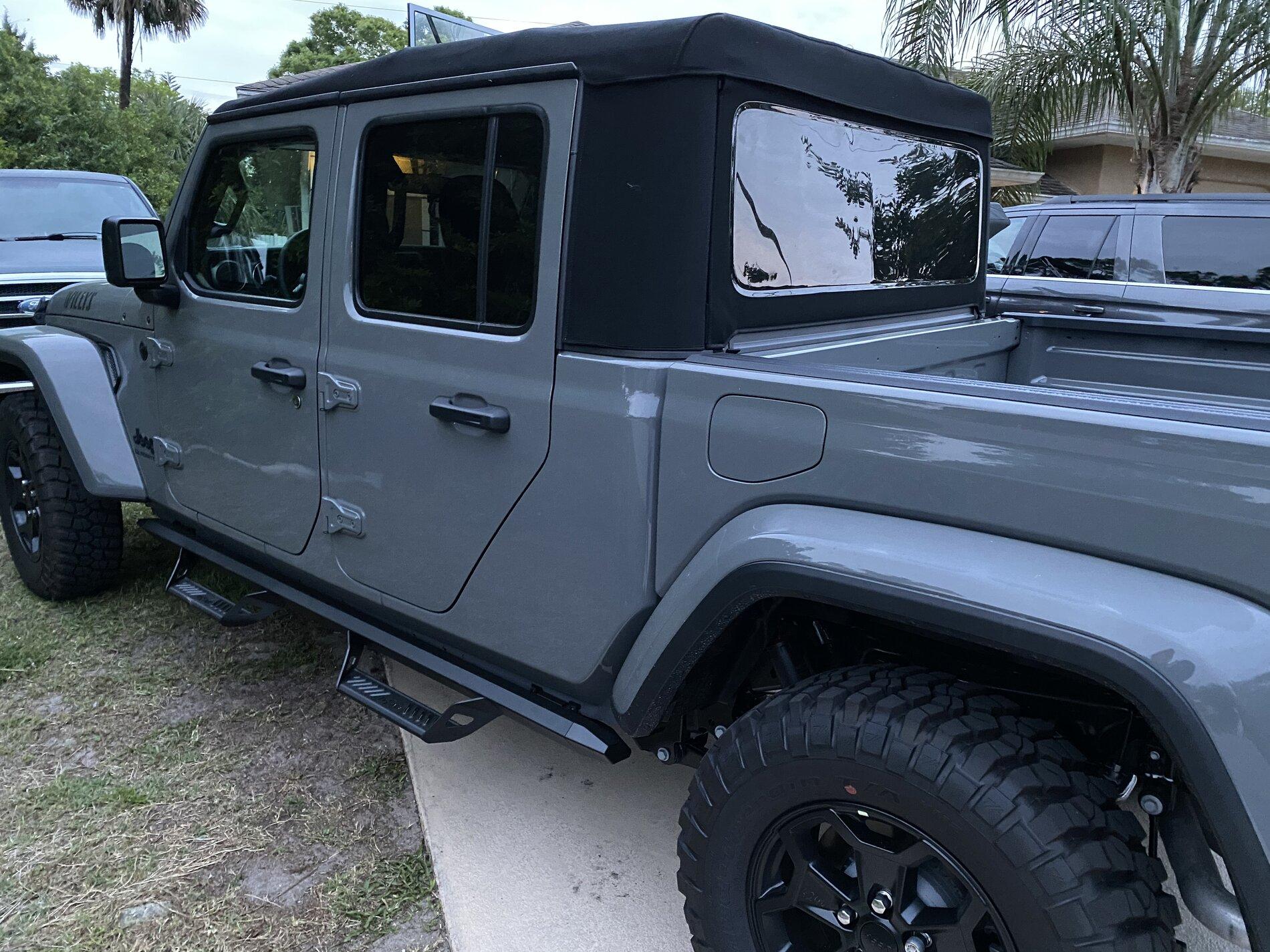 Jeep Gladiator Nerf Bar Side Step Recommendations (Open Toe vs Closed Toe) 91EA164B-1335-4050-91B3-139BEE9B8274