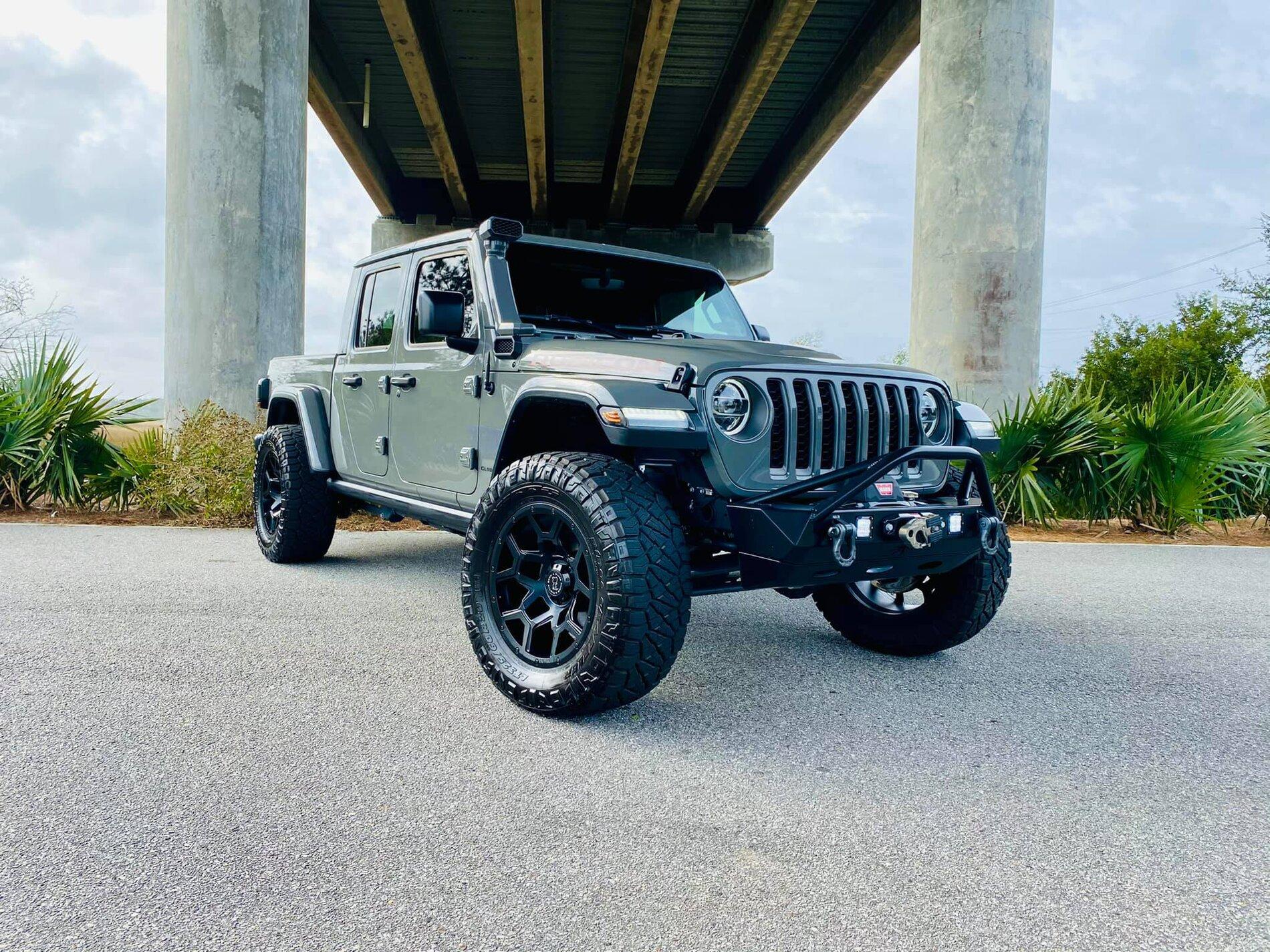 Jeep Gladiator "SMOKED LENS" LED FRONT SIDEMARKERS JTsmokedSM_Travis Myers