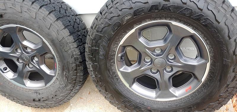 Jeep Gladiator FOR SALE - set of 4 Rubicon wheels and Falken A/T tires WITH sensors 20210514_111304