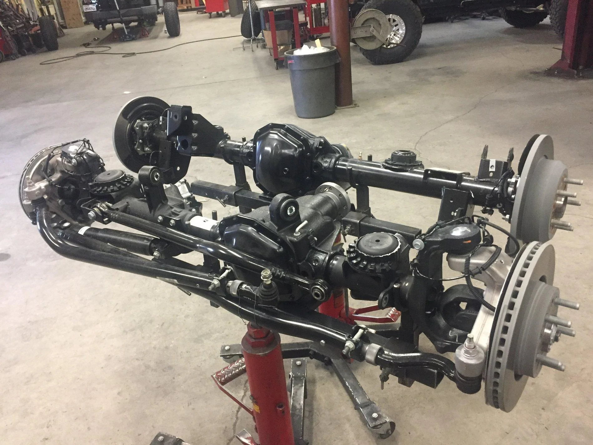 Jeep Gladiator Rubicon factory Dana 44's with 3900 mi A2DF4A32-2699-4E40-9552-A3CA2A9A8905