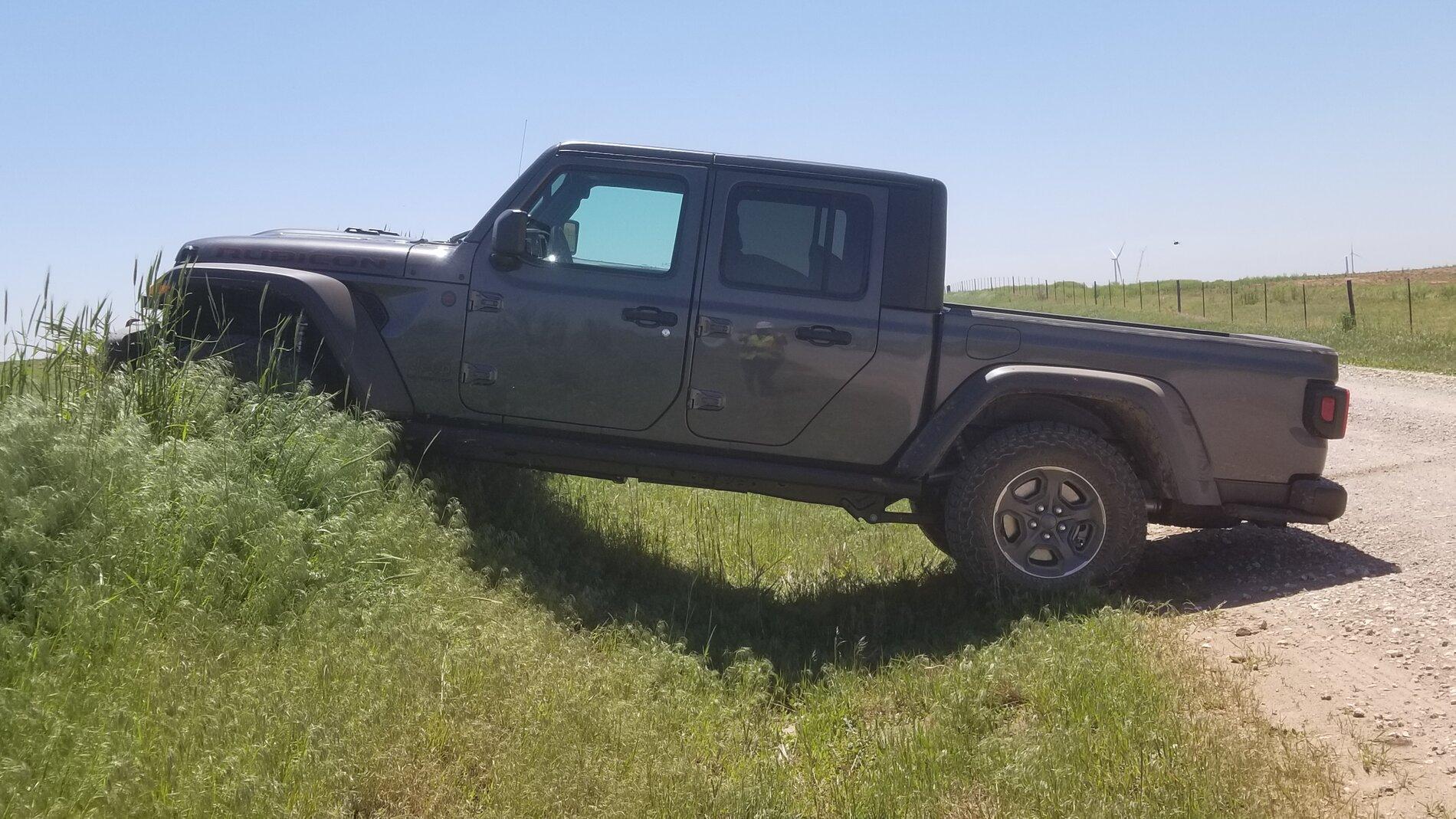 Jeep Gladiator GRANITE CRYSTAL JT Gladiator Club 20210430_130912