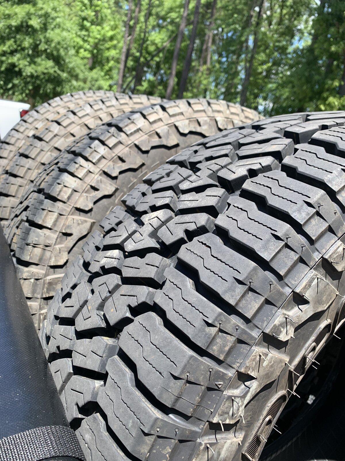 Jeep Gladiator Falken Wildpeak MT 285/70 r17 47E6723E-56A3-4D81-91F3-56DF84A110E4