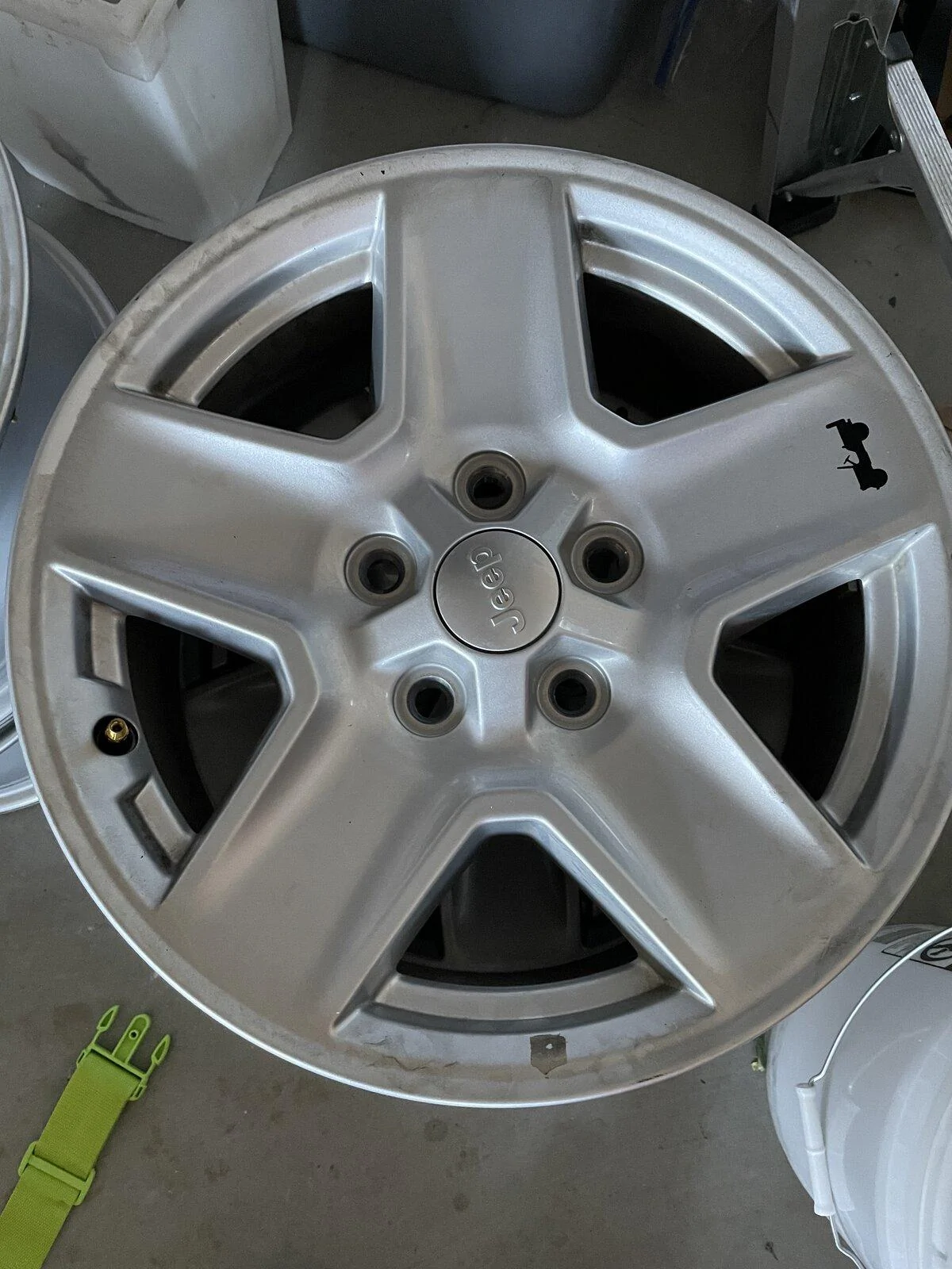 Jeep Gladiator Gladiator Sport S Alloy Wheels $100 B4D7C6FD-A9C7-47B4-A0E9-D22962D15748