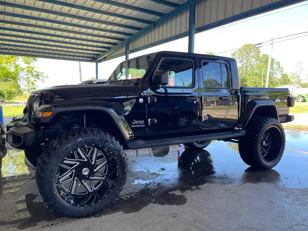 Jeep Gladiator Lets see all those Gladiators with lifts and bigger tires! IMG_58621