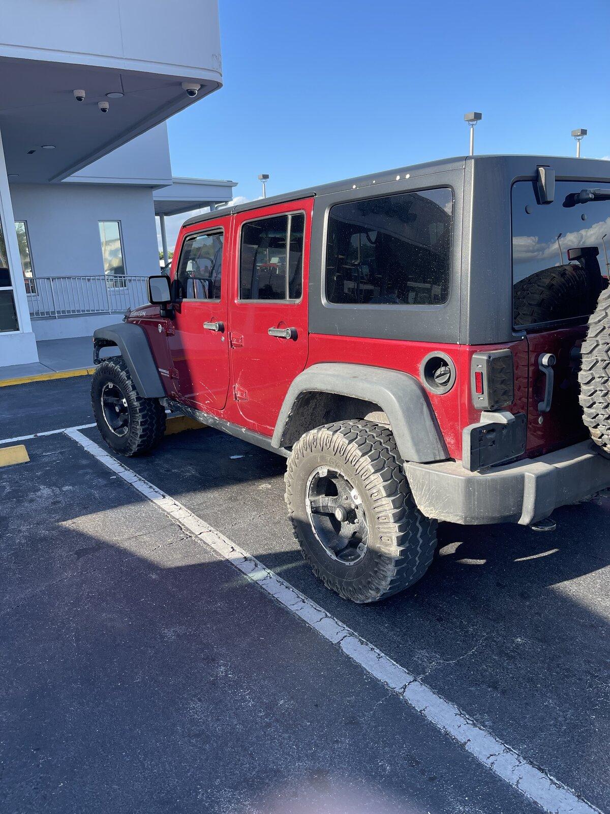 Jeep Gladiator Took Delivery of Your JT? Sign in Here! A805C5F5-446C-4E66-B0E1-9E86CD7B5FDE