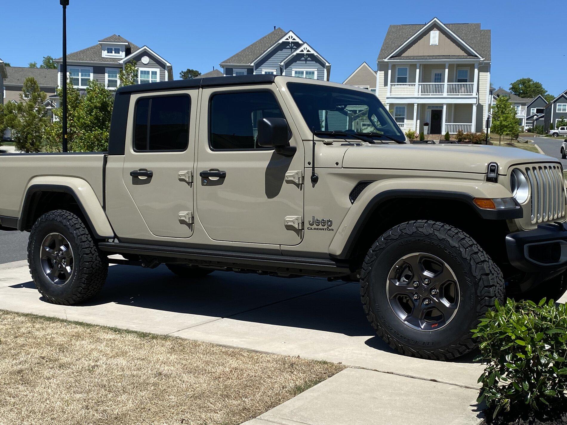 Jeep Gladiator Let's see your 285/75 17 tires 9B7887DB-B2E8-4071-B2FD-15B09D2FCE98