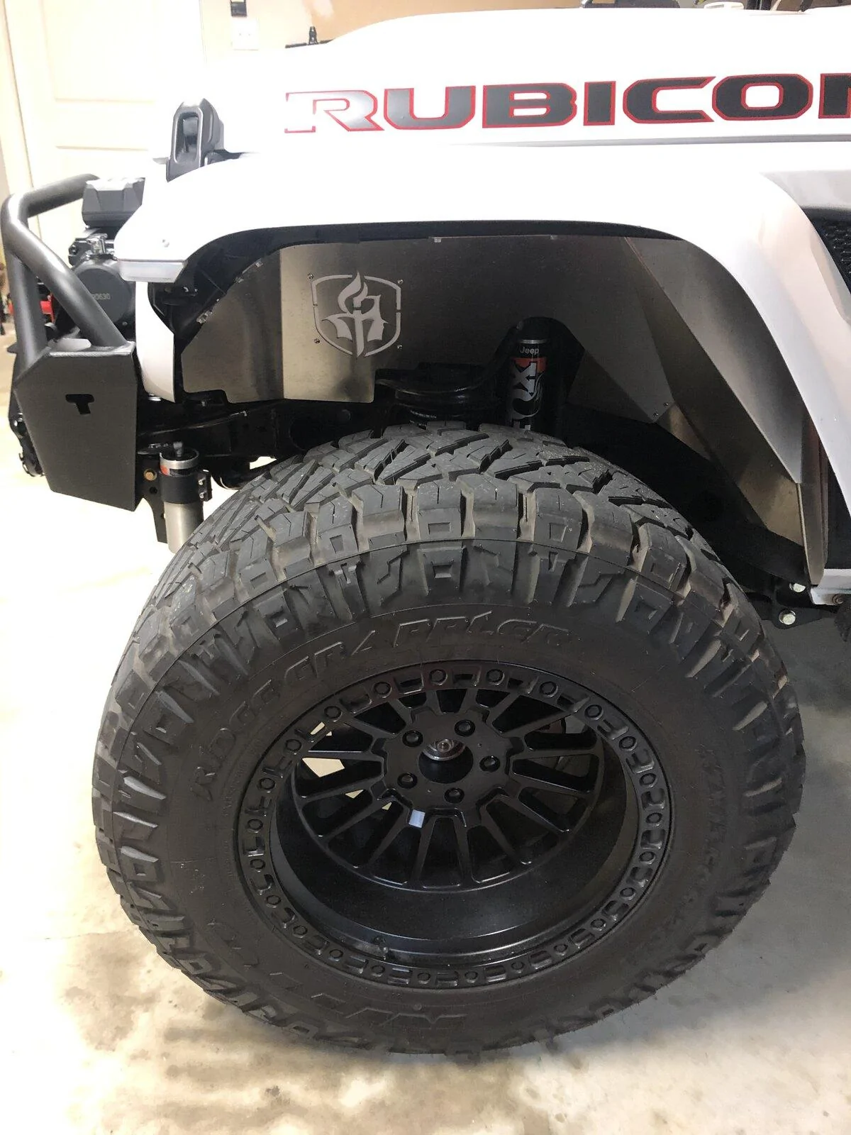 Jeep Gladiator High line fenders??? 591FD2D1-360B-419A-A595-4E792D5340CF