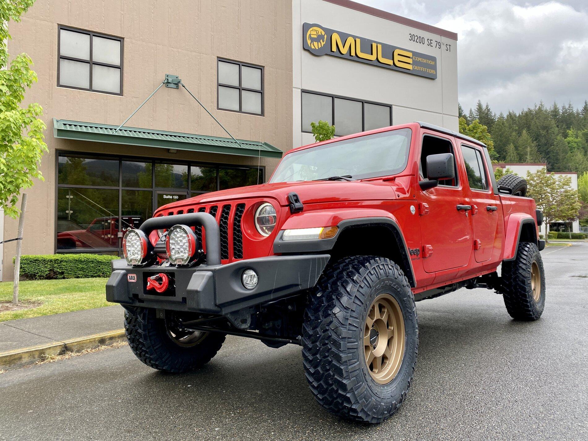 Jeep Gladiator Ecodiesel Firecracker Sport S Build 0522344F-3C40-4DD6-8A12-3C895AAAF069_1_201_a