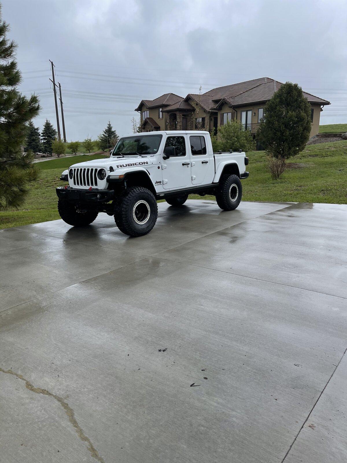 Jeep Gladiator 2021 Jeep Gladiator build FEAB7680-3F04-48D0-B12B-FB34F9849848