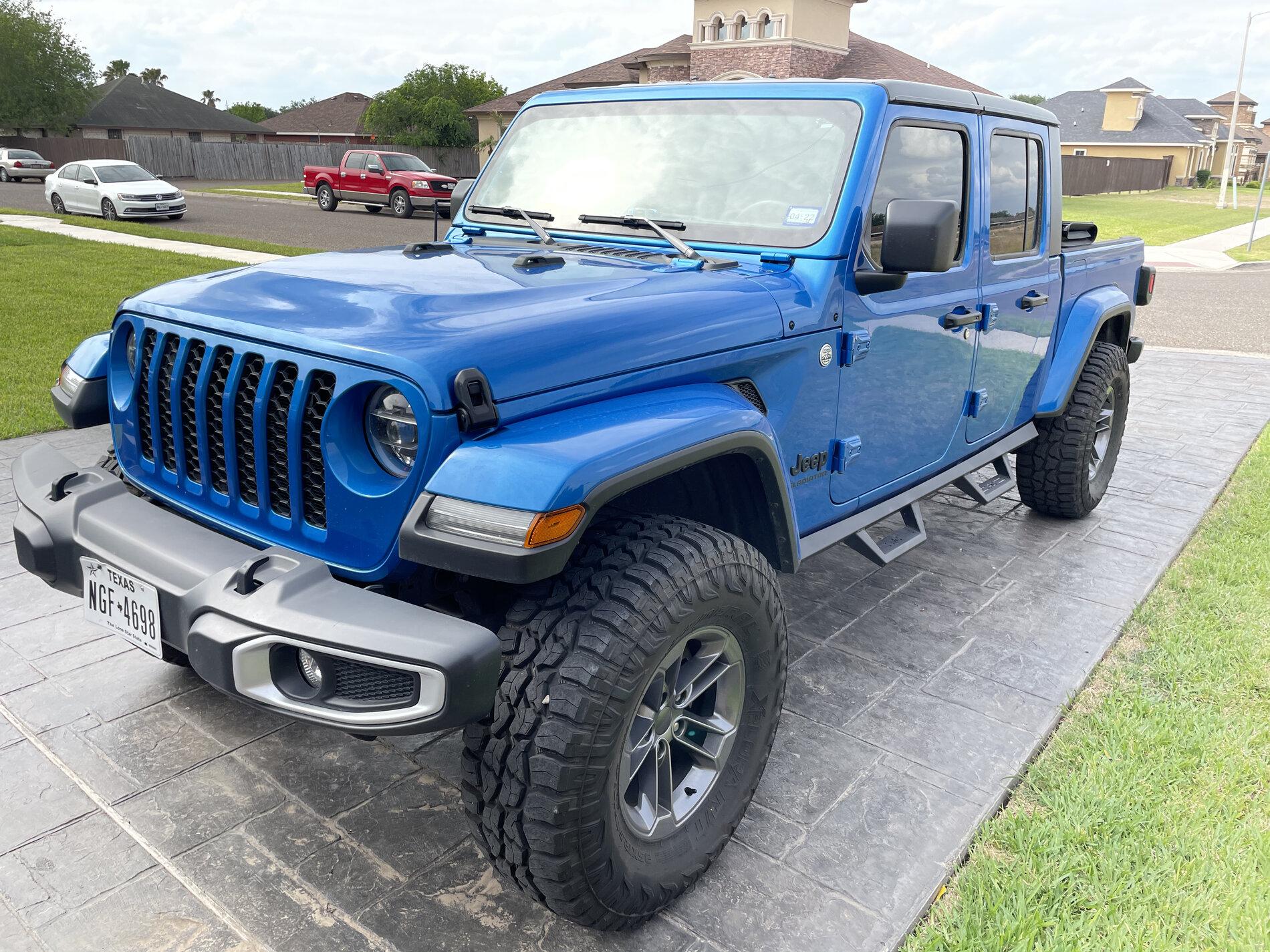 Jeep Gladiator Broke Owner's Club - Blue Hydro Sport S CBC82372-4CDC-4E33-BB5D-712069F0D7F6