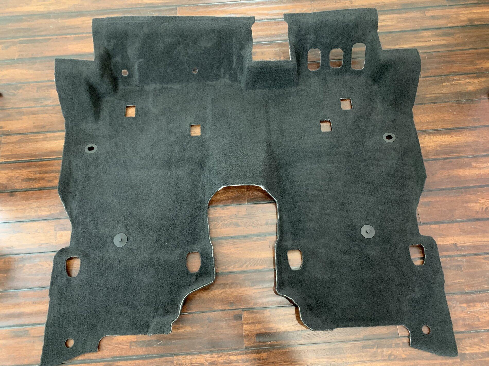 Jeep Gladiator OEM Carpet and Mats IMG_0060.JPG
