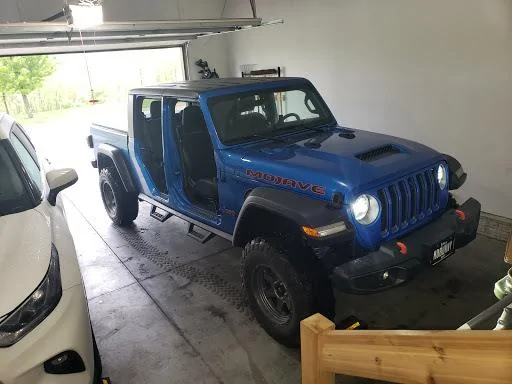 Jeep Gladiator Mud Bunny - no idea what im doing 2021-05-18 (1)