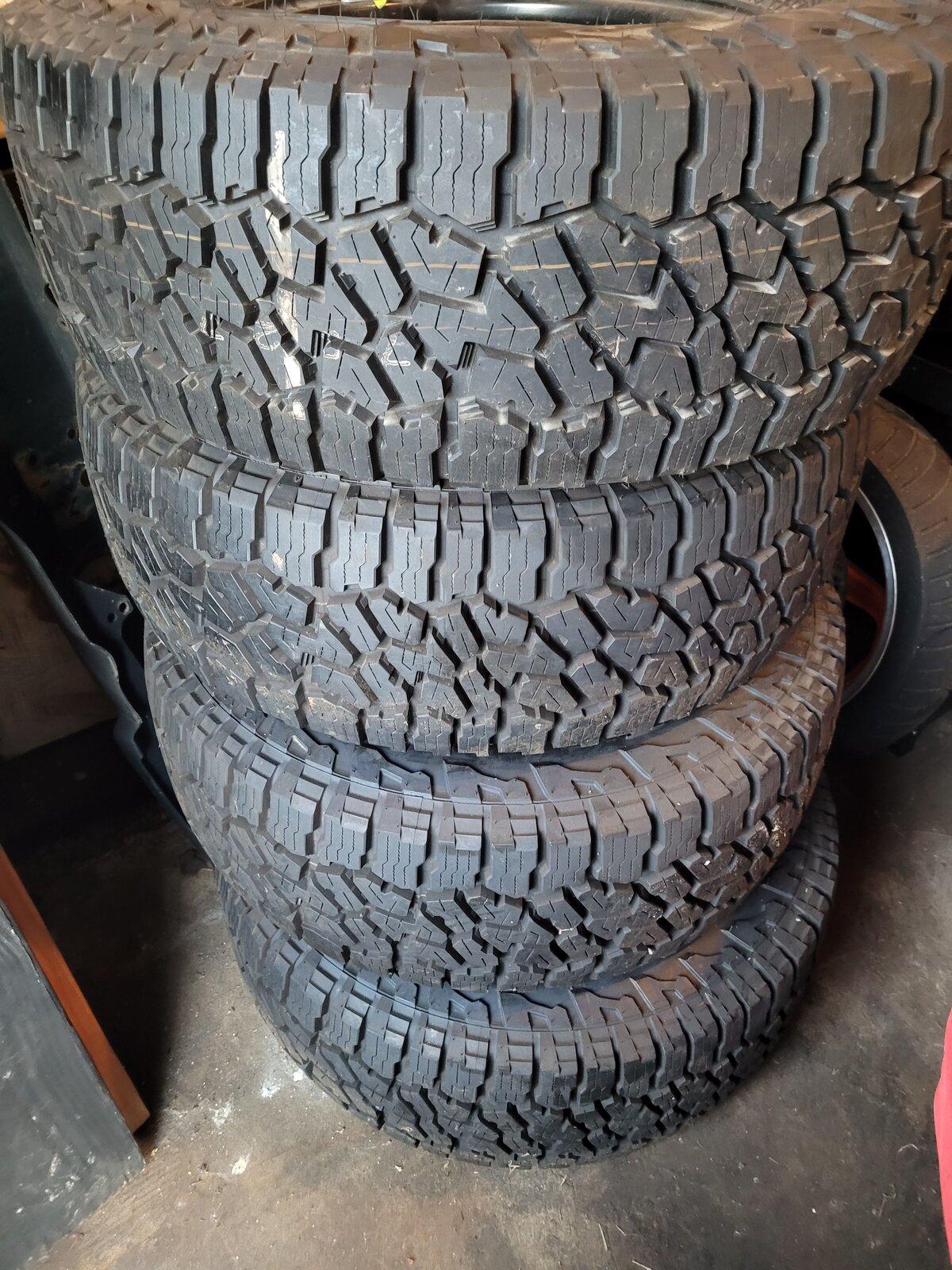 Jeep Gladiator Set of 4 Launch Edition Wheels and Wildpeak AT3 Tires 20210518_195529