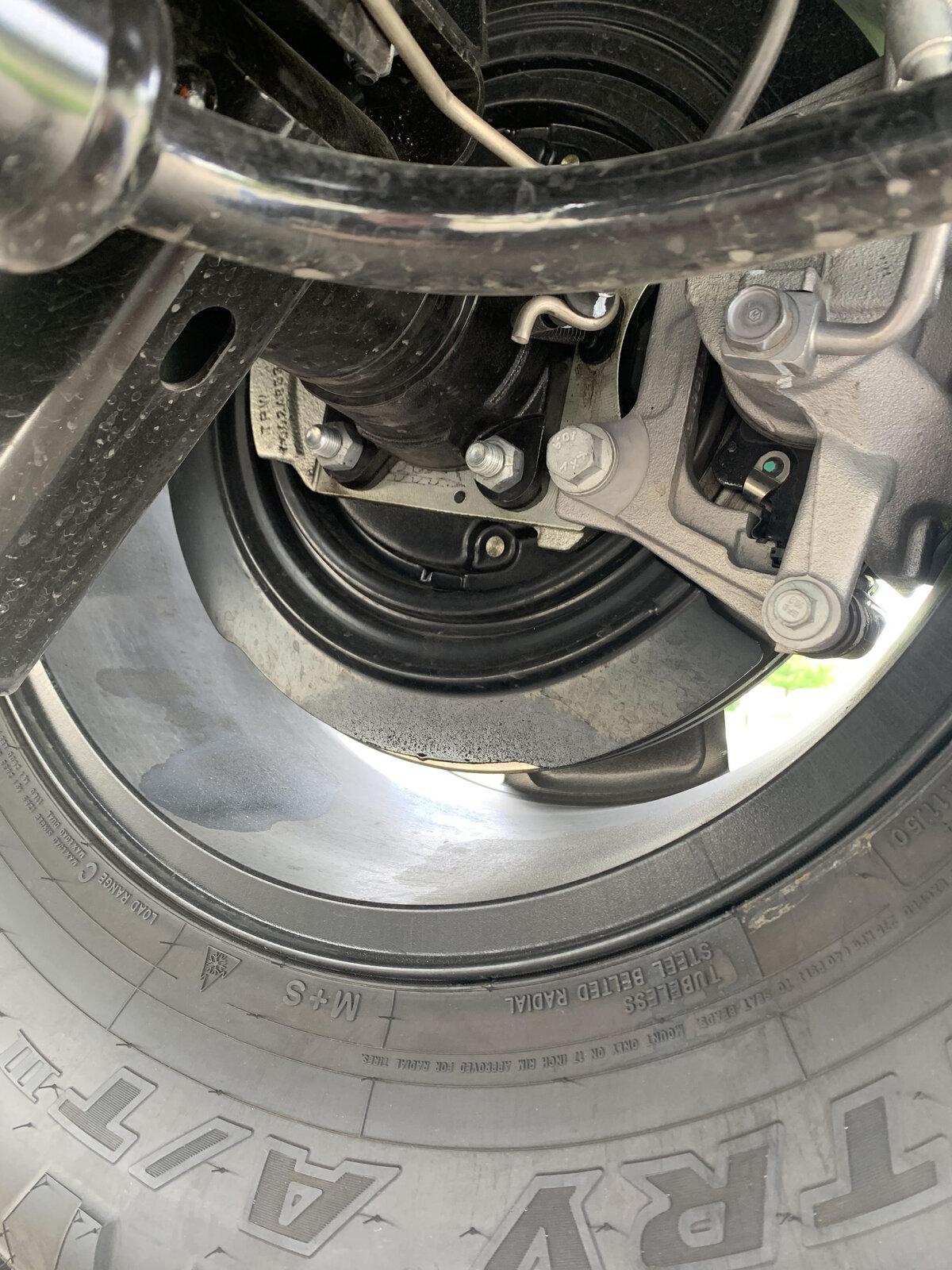 Jeep Gladiator Leaking axle seal? Axel Seal Leak