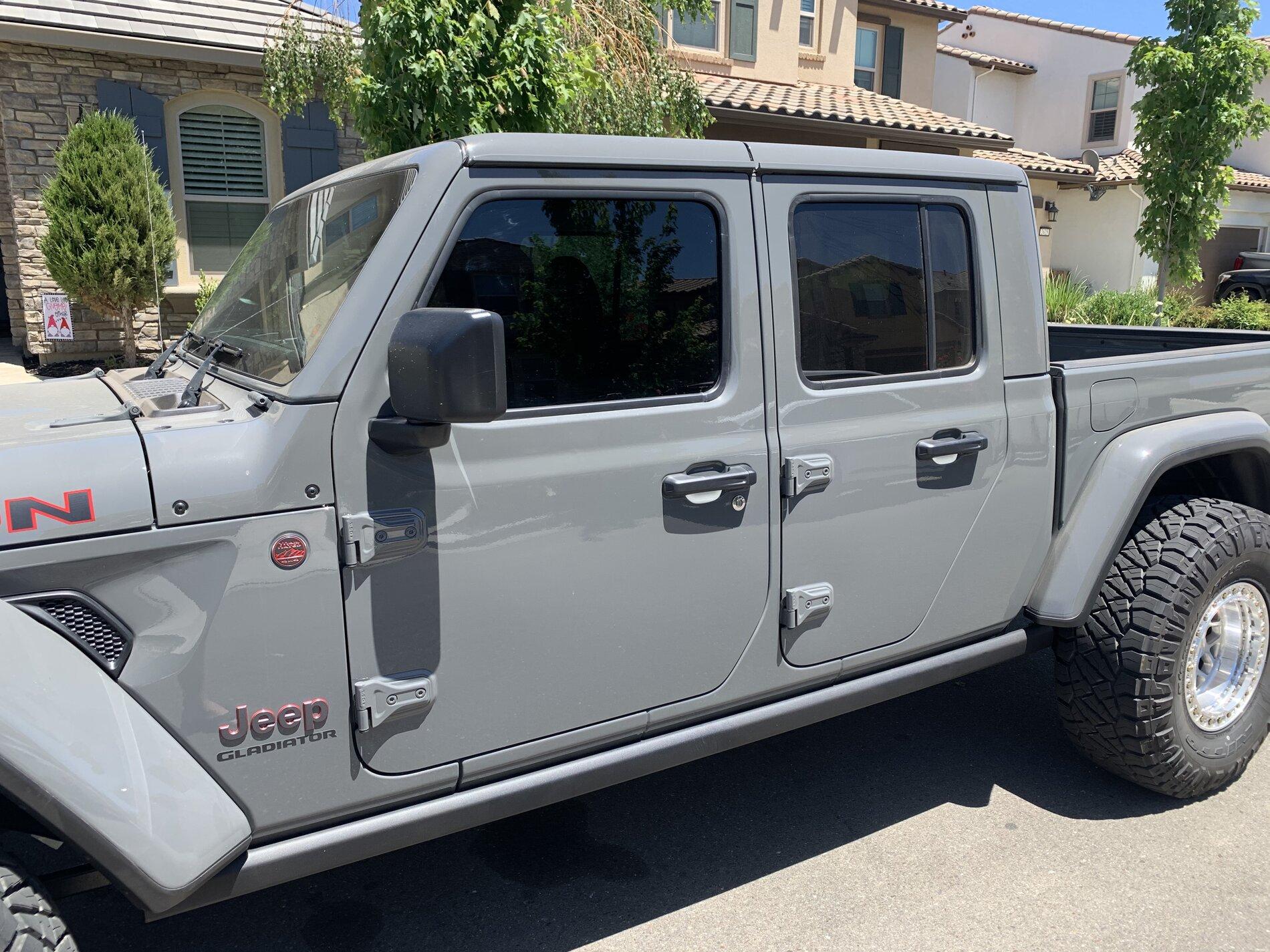 Jeep Gladiator 2021 SikJeep Sting gray Gladiator build 0F28729B-032B-455B-98FC-1677E4F71D98