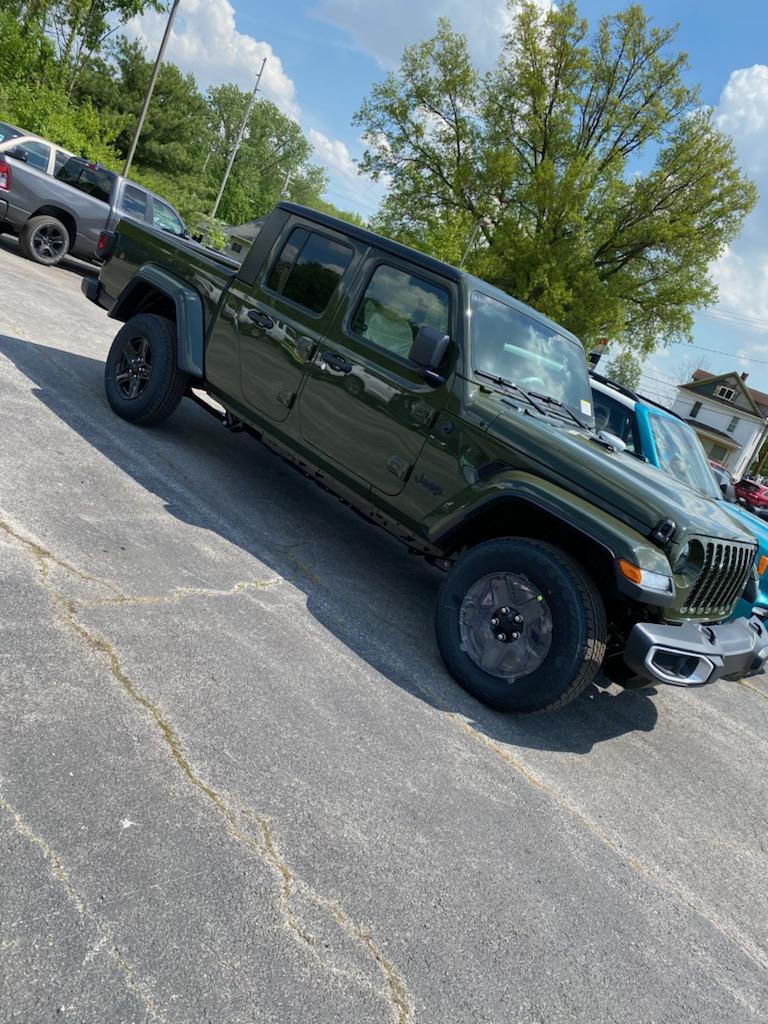 Jeep Gladiator Gladiator Window Sticker and Build Sheet Order Tracking IMG_20210519_152601