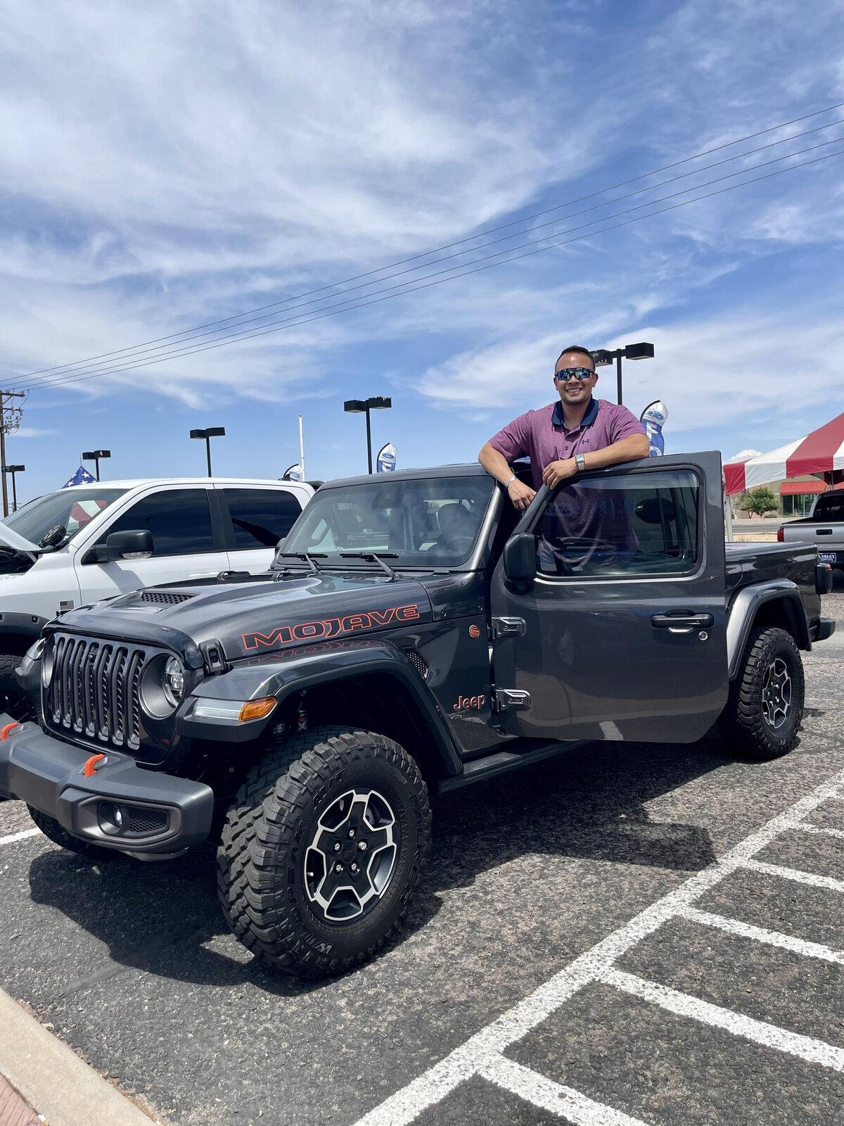 Jeep Gladiator GRANITE CRYSTAL JT Gladiator Club unnamed1