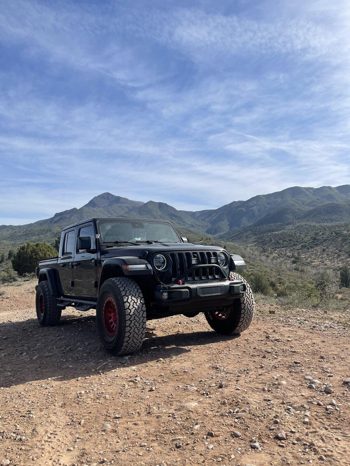 Jeep Gladiator Stock Mohave on 37’s 097D10D6-E37E-42C6-A7ED-A78D763BC021