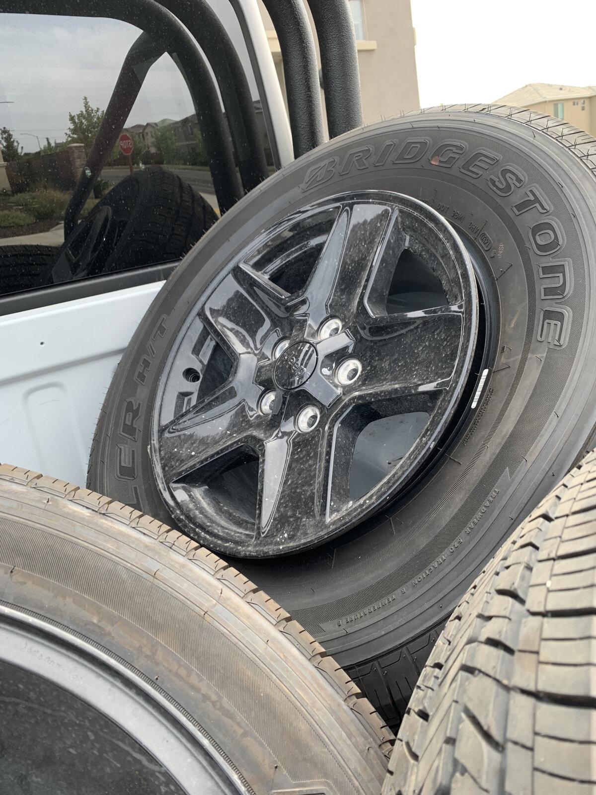 Jeep Gladiator Stock Gloss Black Sport Wheels and Tires Brand New! D8FE6189-E528-473E-BF9C-96502B92CB26