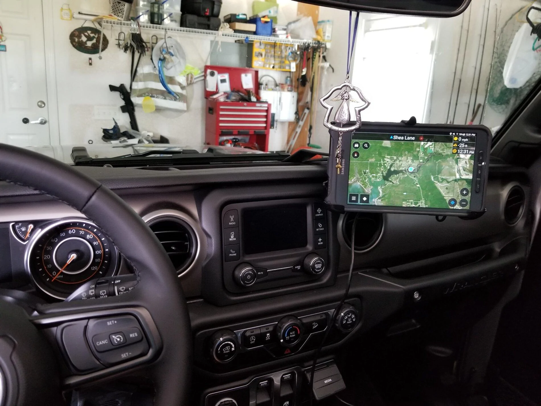 Jeep Gladiator Tablet Suggestions 20190413_123142