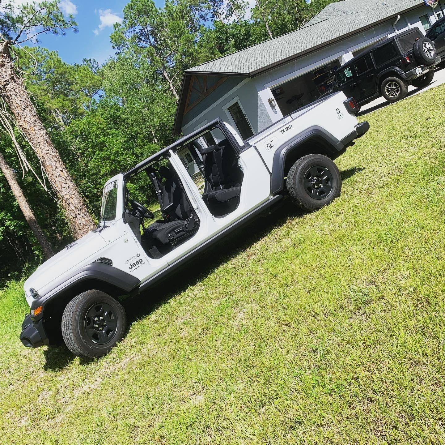 Jeep Gladiator '21 JTS 6spd Storm Trooper - Goin' Rogue One 211ADC78-7EEE-4153-B4D7-1F97B42A78DA.JPG