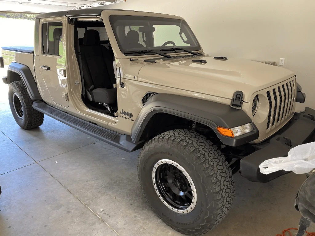 Jeep Gladiator I finally got partially naked the first time. 1621532637758