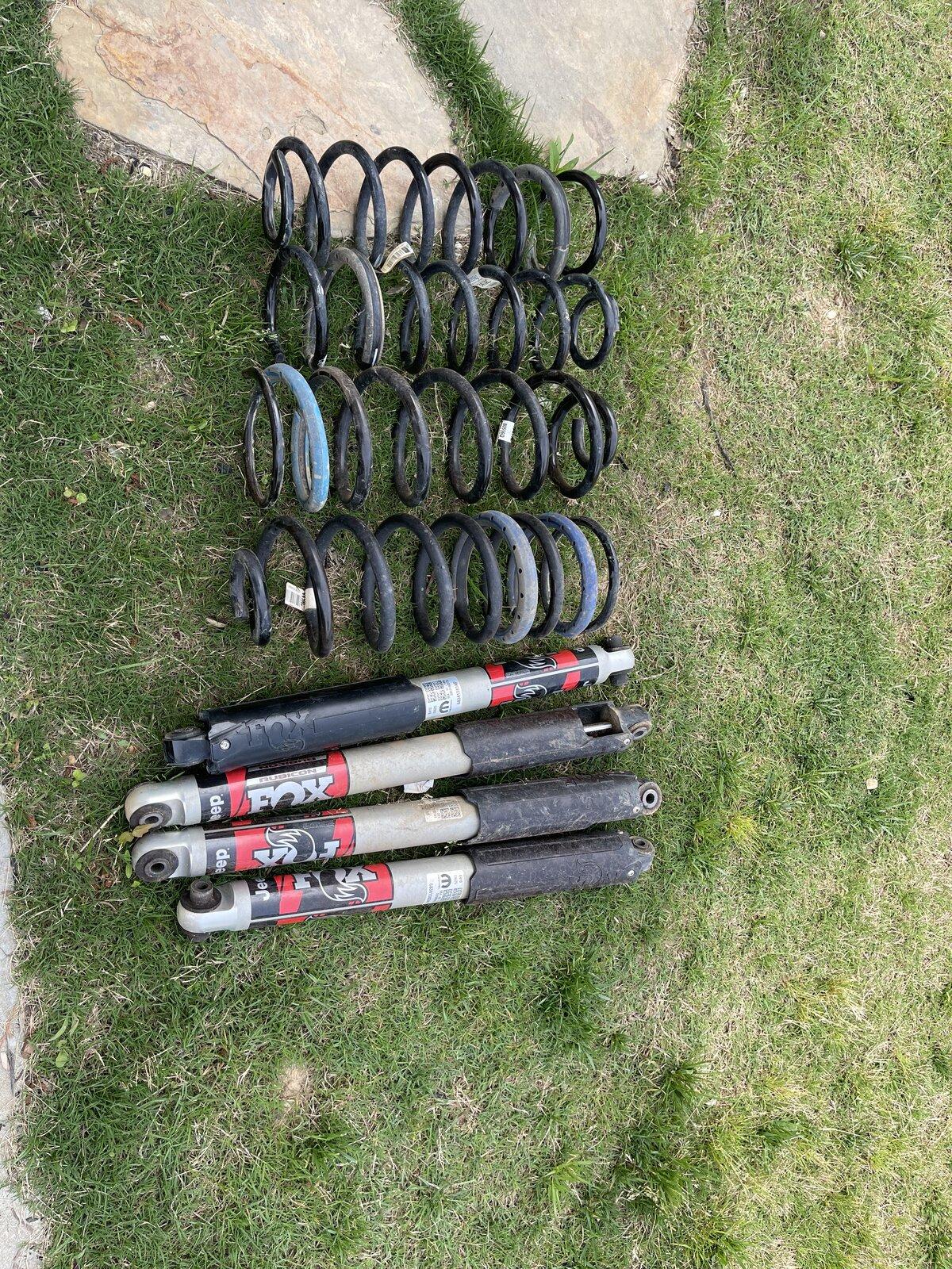Jeep Gladiator Rubicon fox suspension $300 95505FB2-3F6A-48C9-BA4E-F59F81B83BF6