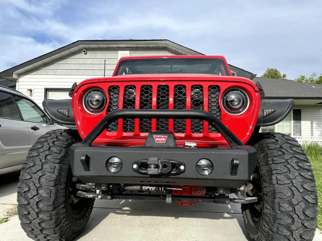Jeep Gladiator Want everyones opinion...Stubby or Full Length Bumpers IMG_1502