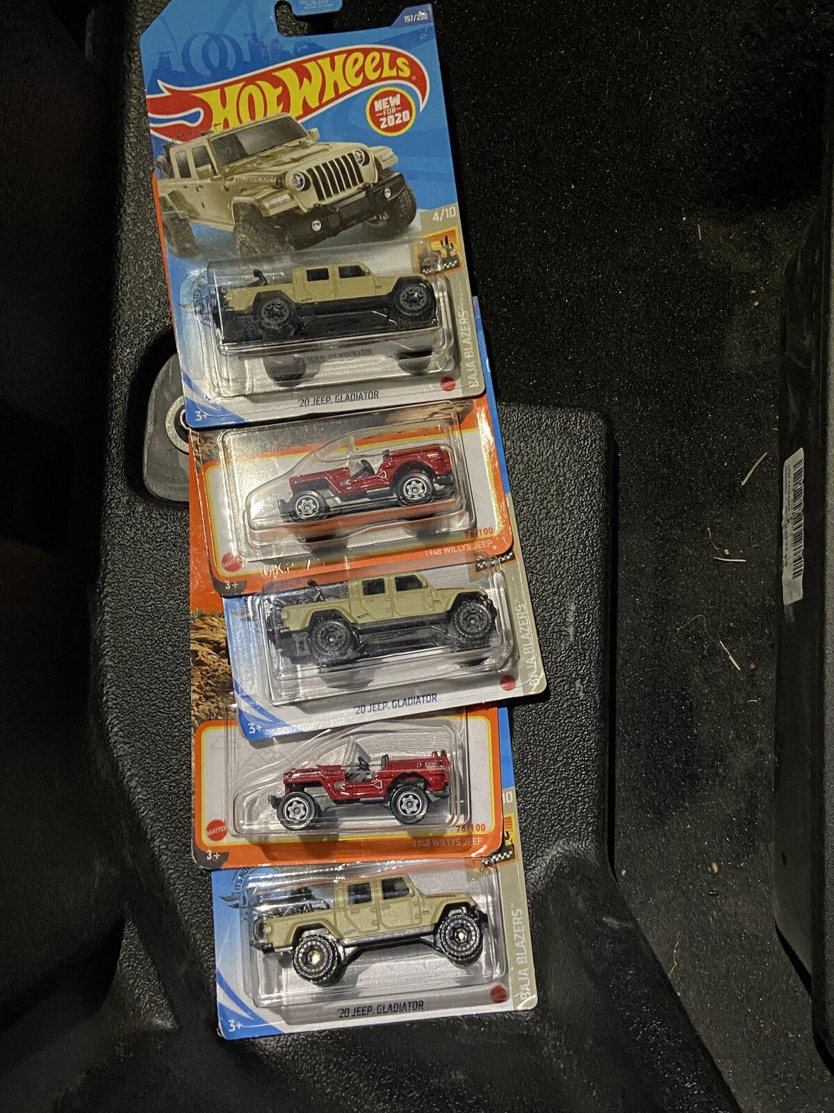 Jeep Gladiator Toy Gladiators, completed my Hot Wheels set. 9BBC296F-338B-4DA8-A0C0-B32287D7A556