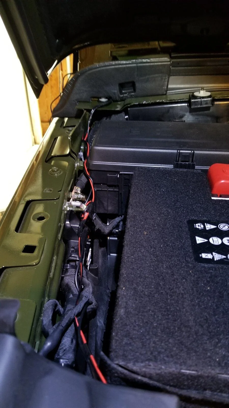 Jeep Gladiator Getting wiring through the firewall from the drivers compartment 20210412_121008