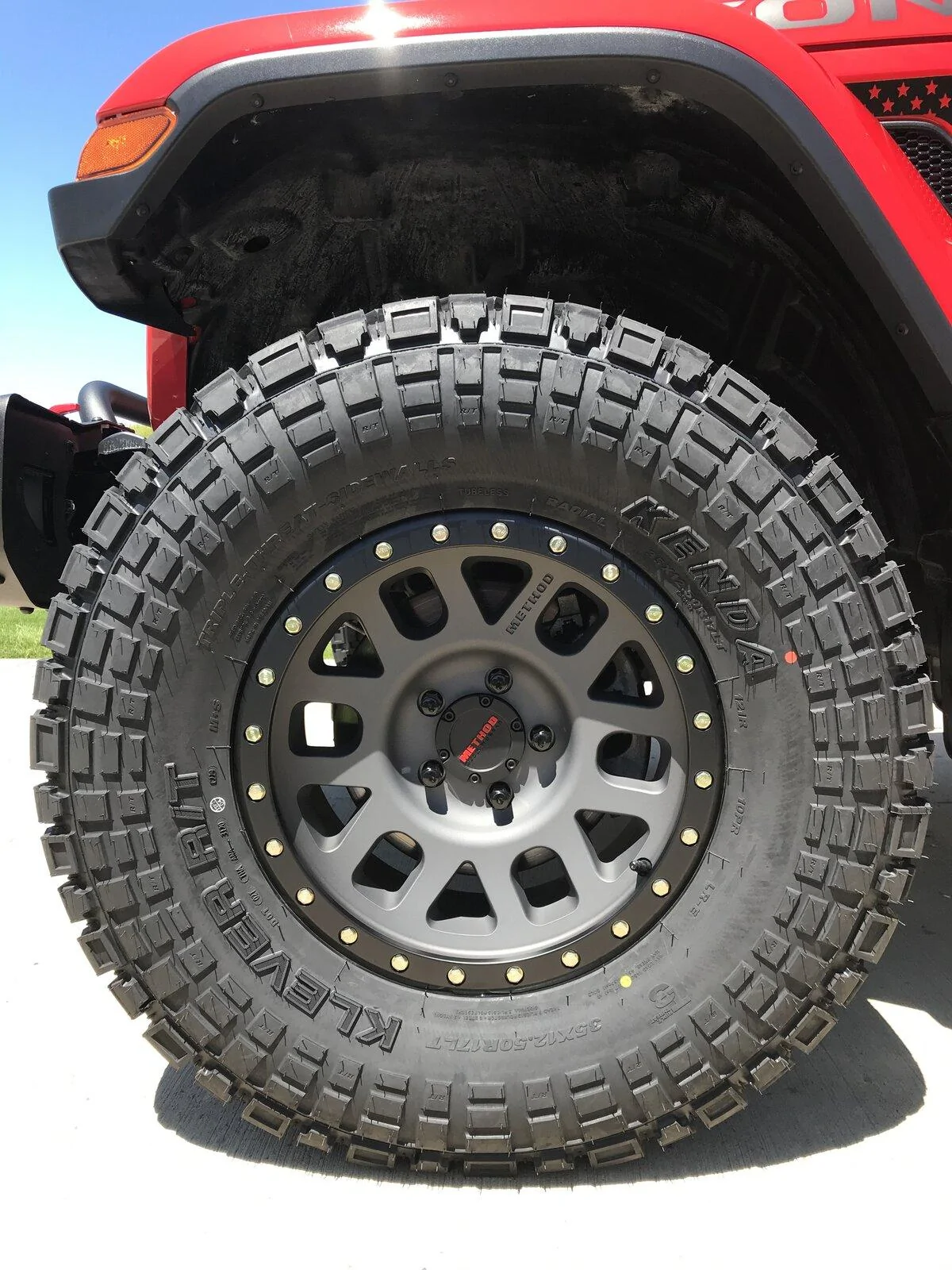 Jeep Gladiator Lets see all those Gladiators with lifts and bigger tires! D0896574-E9FE-4AC0-8FC2-AA536D24423E