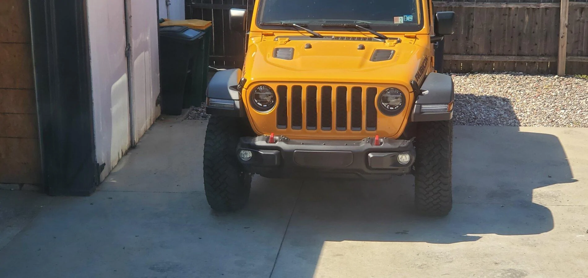 Jeep Gladiator Want everyones opinion...Stubby or Full Length Bumpers 20210521_103353