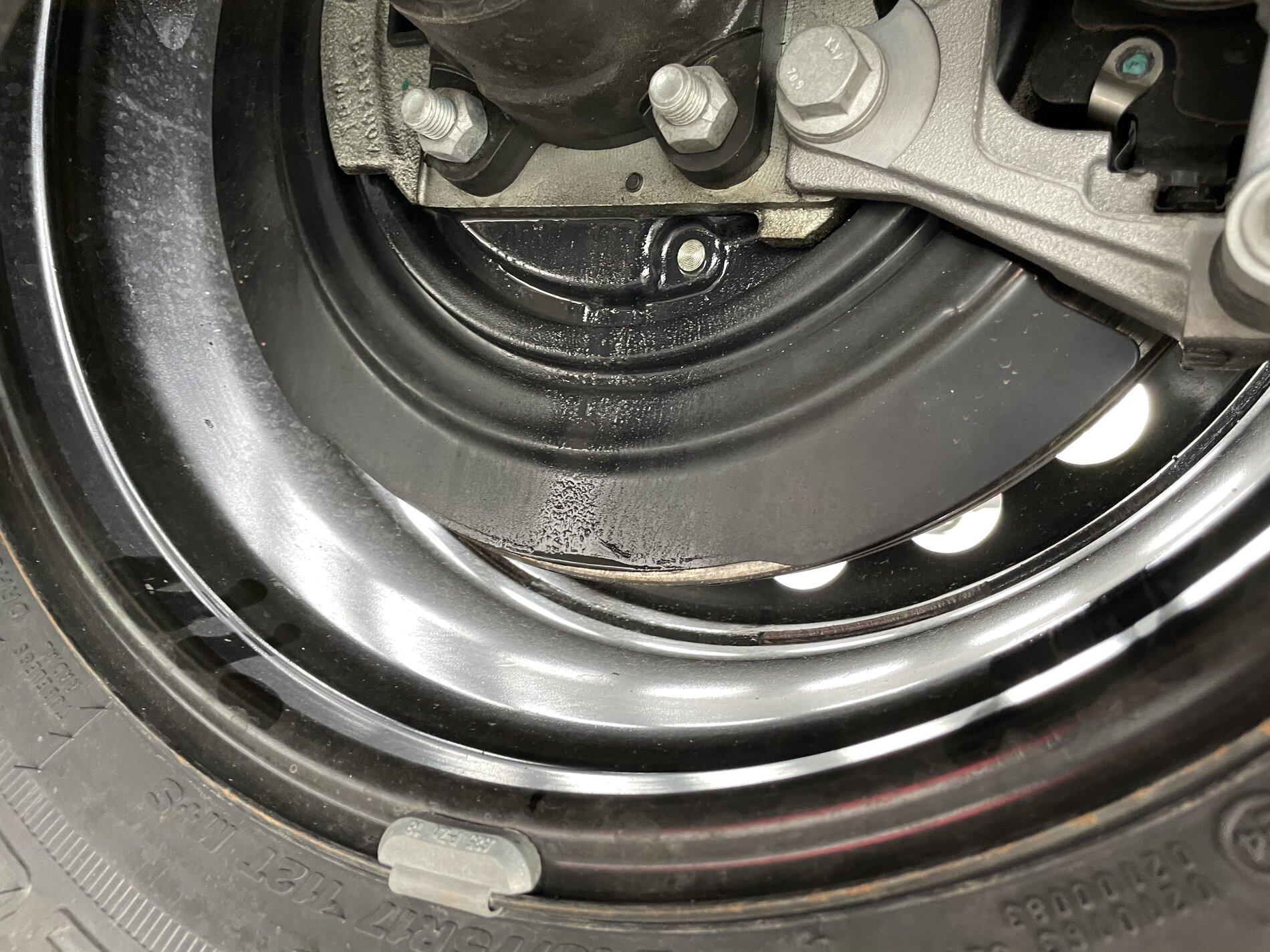 Jeep Gladiator Leaking axle seal? 6D4C0BAE-65FF-4CAA-9003-965F3214E04B