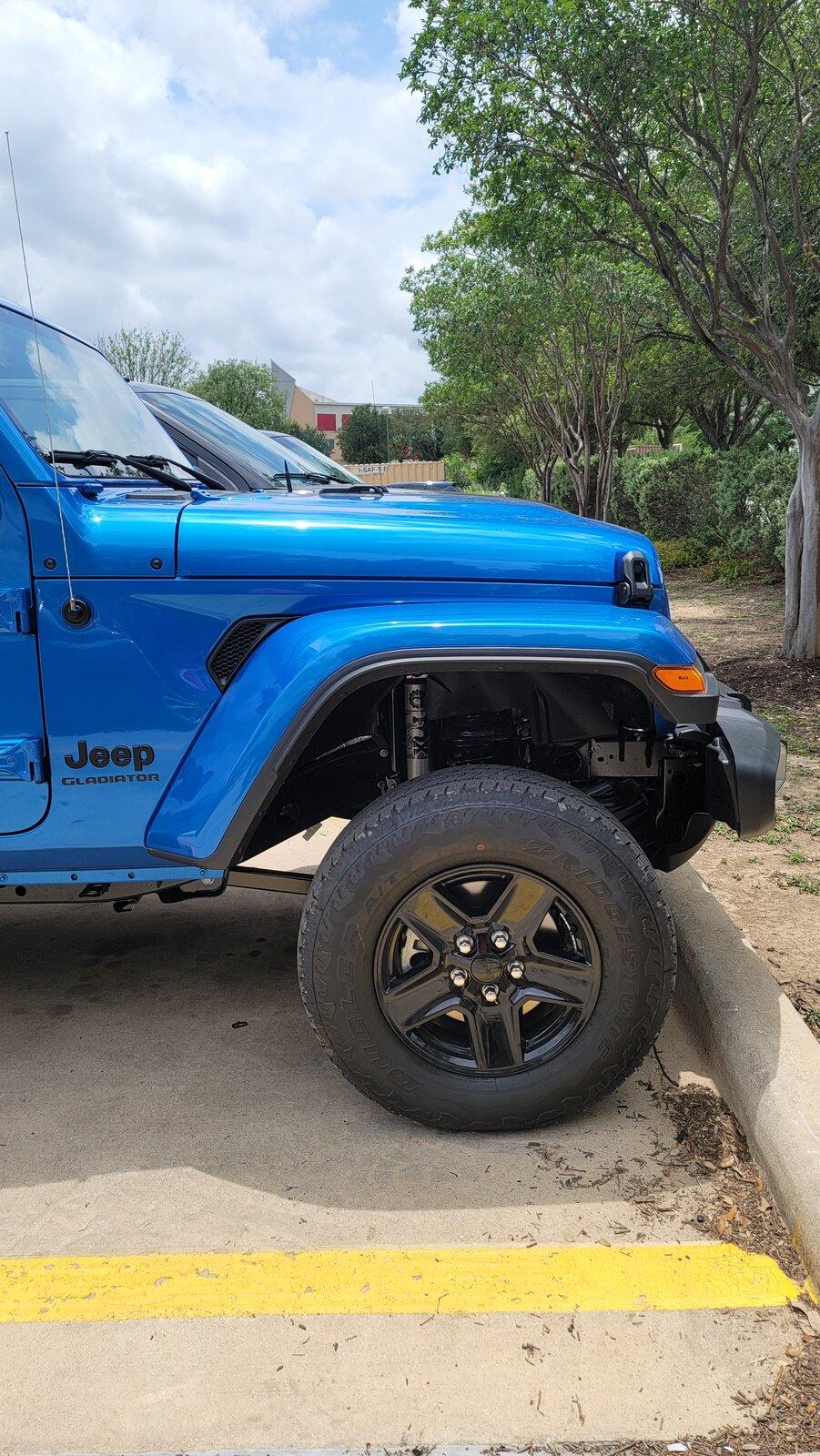 Jeep Gladiator Garzilla 2.0 - 2021 Hydro Blue - Are you not entertained? 20210521_134458