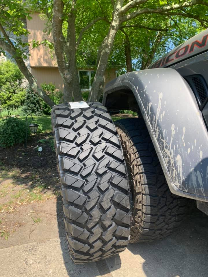 Jeep Gladiator From Taco to JTR and 40s! tires4