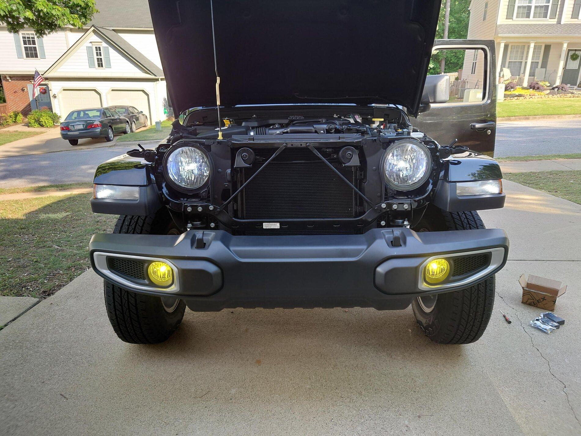 Jeep Gladiator Aonarch's 2021 Sport S Max Tow DSC_0386.JPG