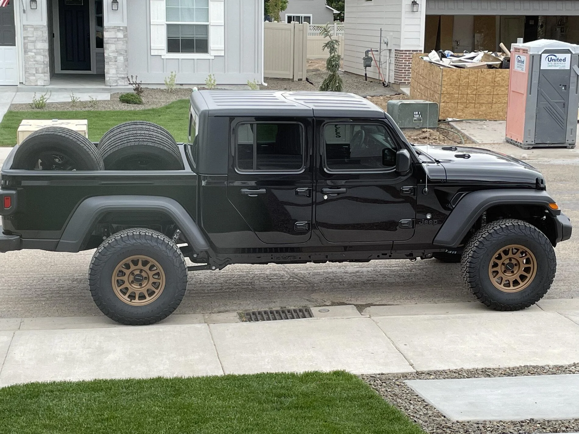 Jeep Gladiator Method Wheels MR313 or MR703? F10C2B5E-EAB0-4337-B3F2-E99EC065D197
