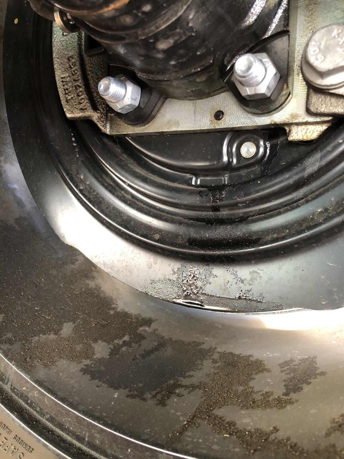 Jeep Gladiator Leaking axle seal? 2E3EB4AD-C0BD-4353-BBF0-74CC3F6873D7