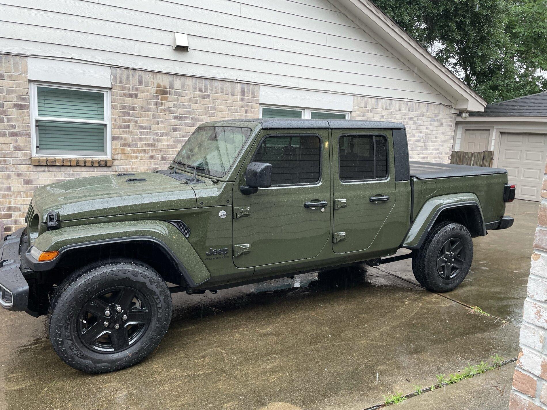 Jeep Gladiator SARGE GREEN Gladiator club IMG_0332