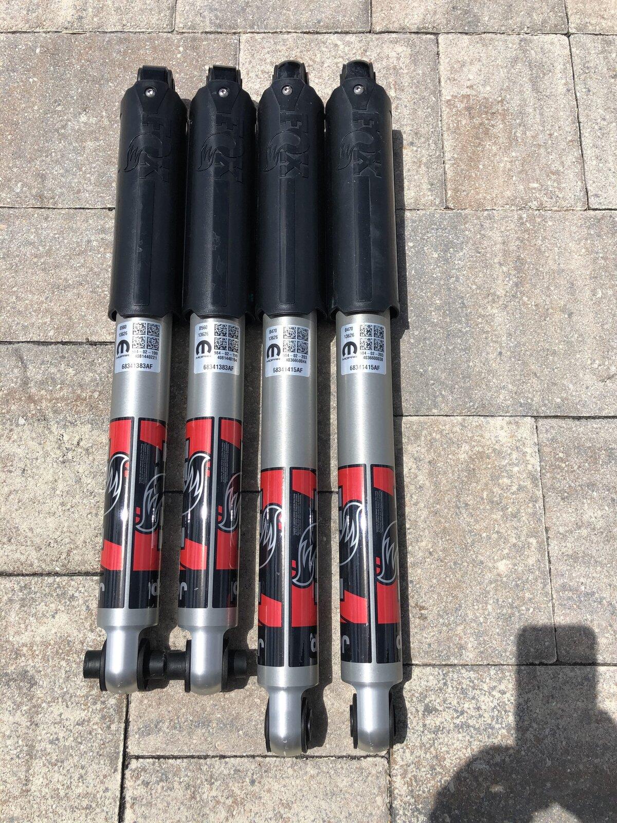 Jeep Gladiator Rubicon Fox Shocks IMG_1830 copy