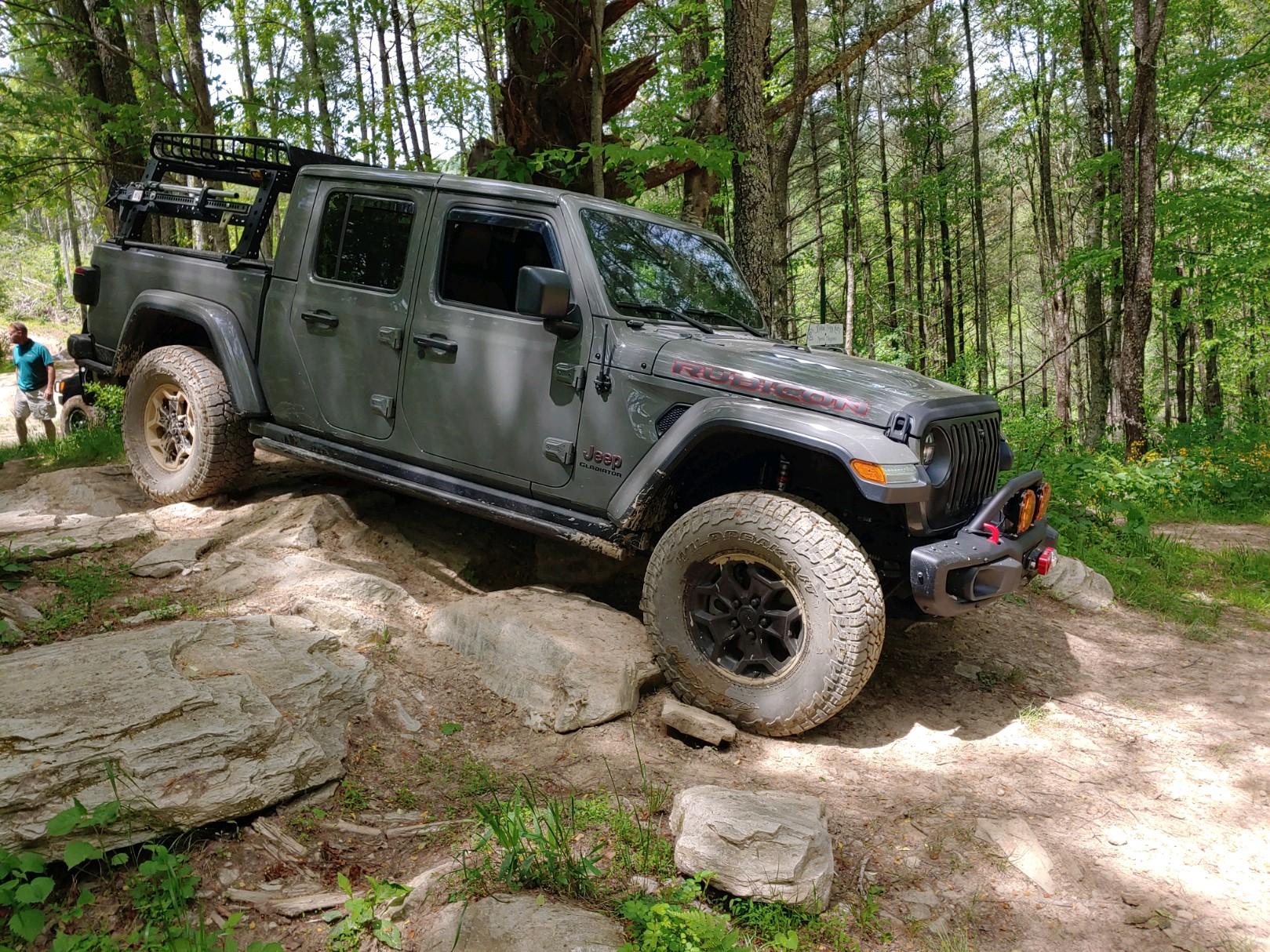Jeep Gladiator What did you do WITH your Gladiator today? F087DD76-1E1D-4D85-B615-3874DEBEC866