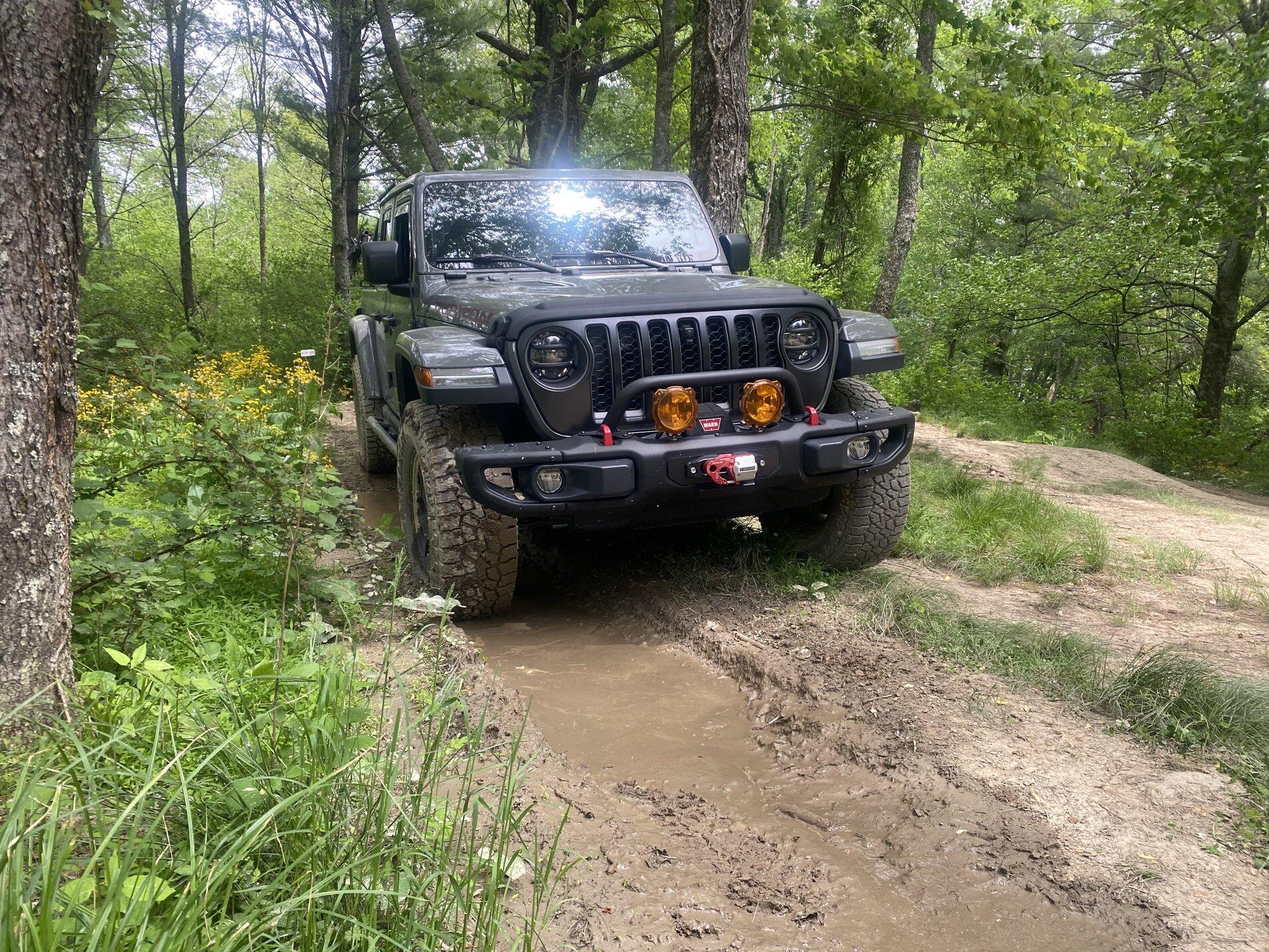 Jeep Gladiator What did you do WITH your Gladiator today? 7F10DA0E-BFE7-4A11-98B2-83B194684546