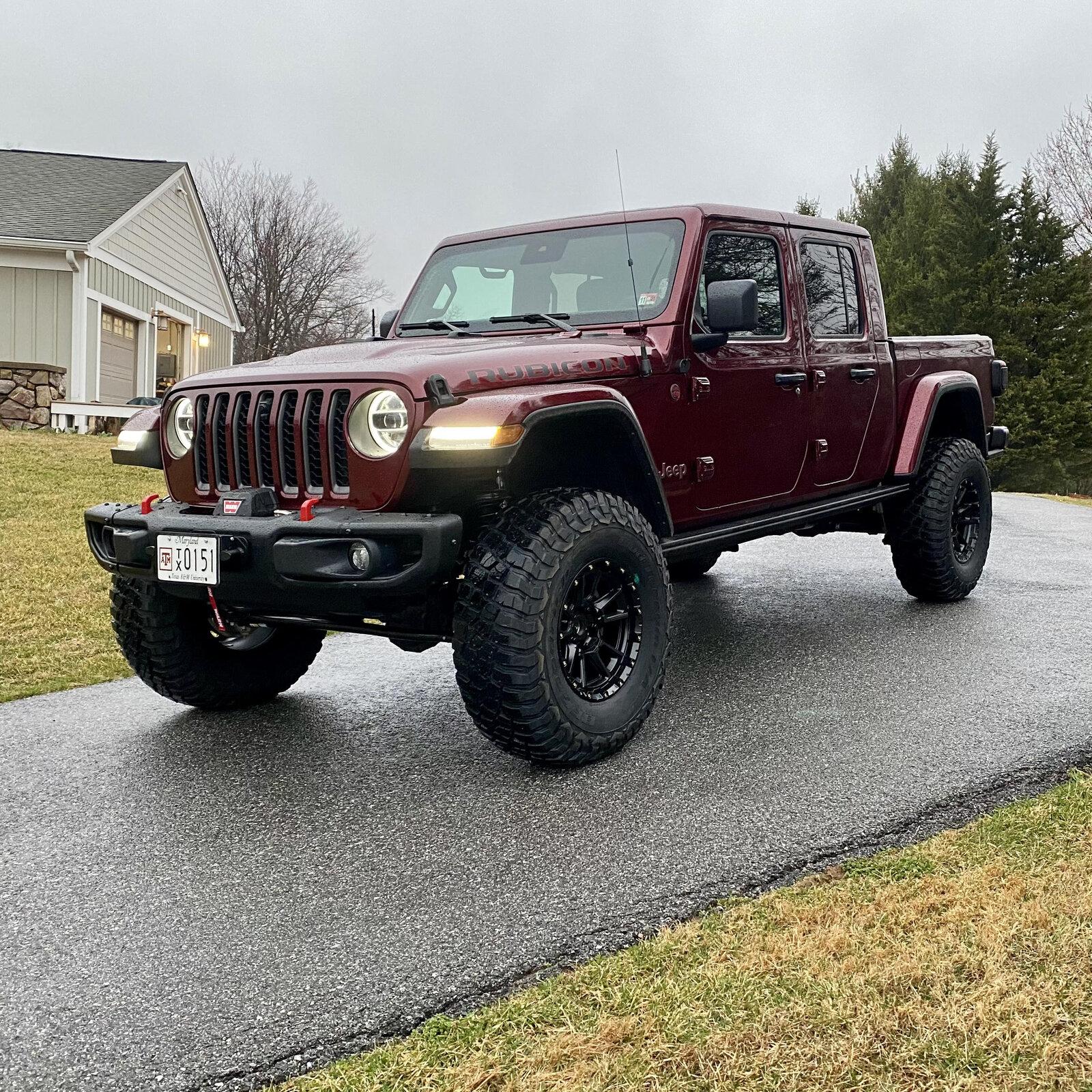 Jeep Gladiator 17x9 -12 rims on wide track axles 89990AEC-80A0-48D4-9FA5-A73D0C148B40