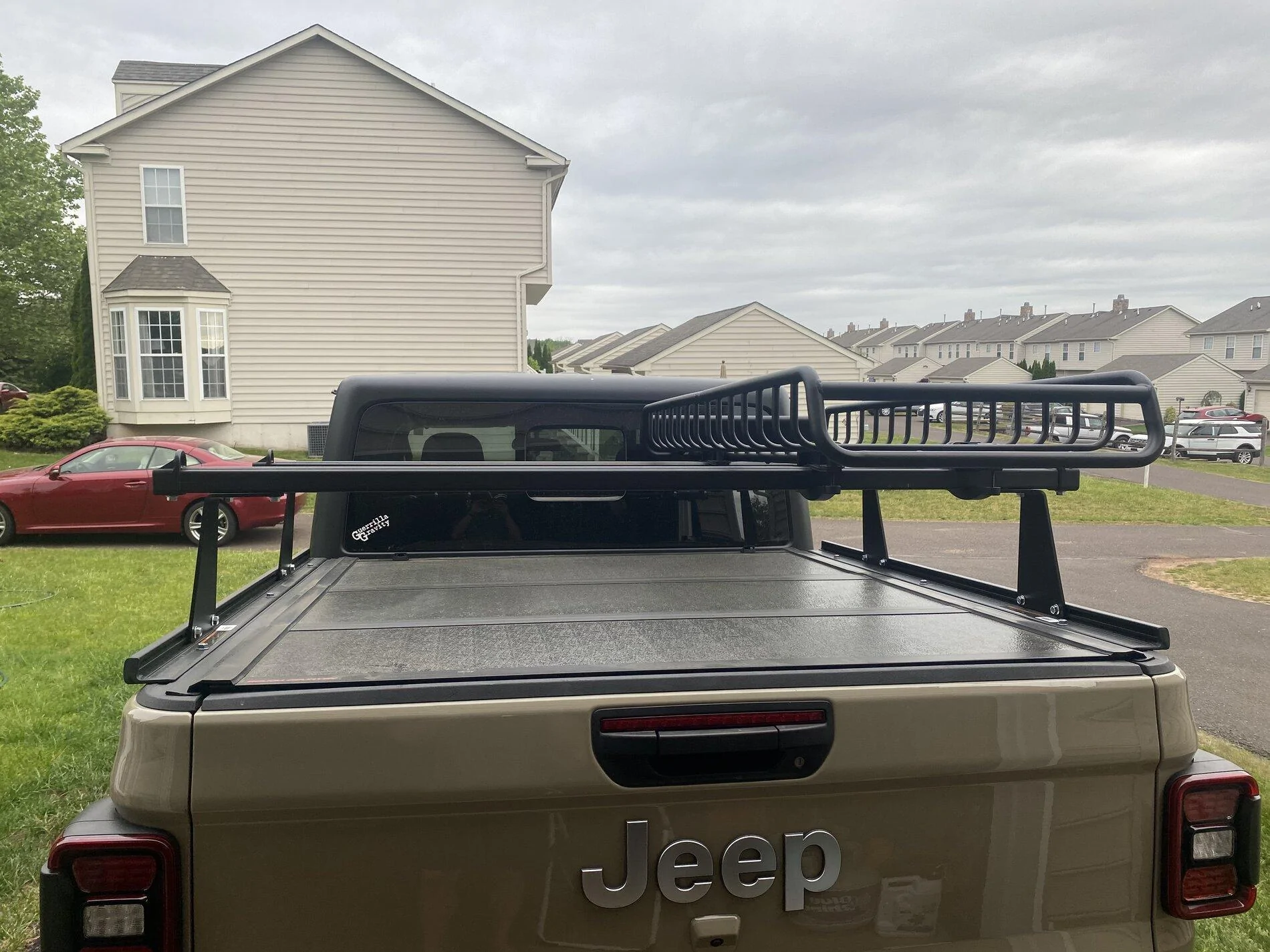 Jeep Gladiator Bed cover with rack A49AF132-FAD1-422A-9458-752B2484020A