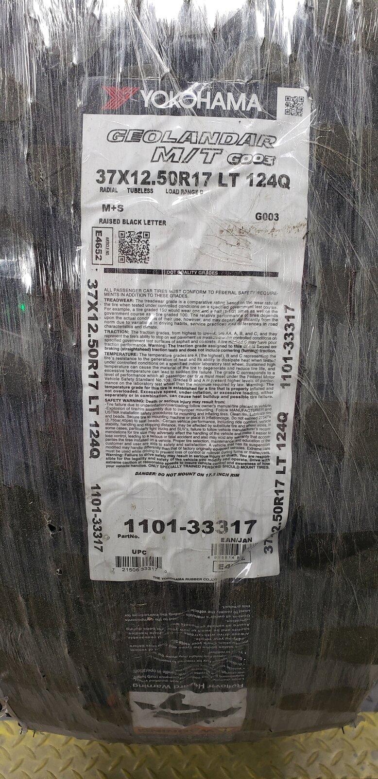 Jeep Gladiator Brand new set of 4 Yokohama Geolandar Mt Goo3 37x12.50x17 20210518_144405