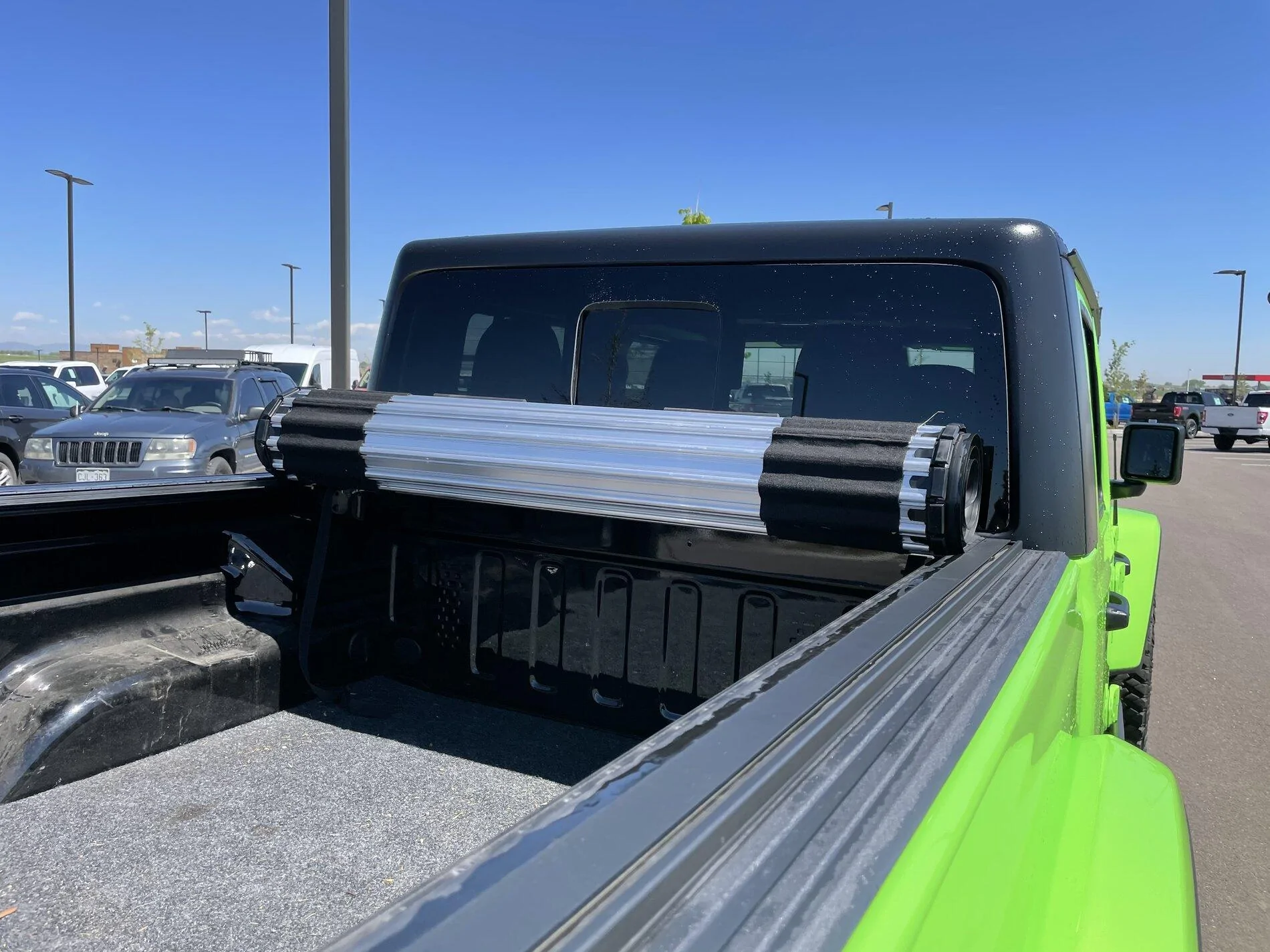 Jeep Gladiator 2021 Acid Green Ecodiesel Rubicon 5k miles 36339393-5CA4-4C3E-9CB3-97A1261EB803