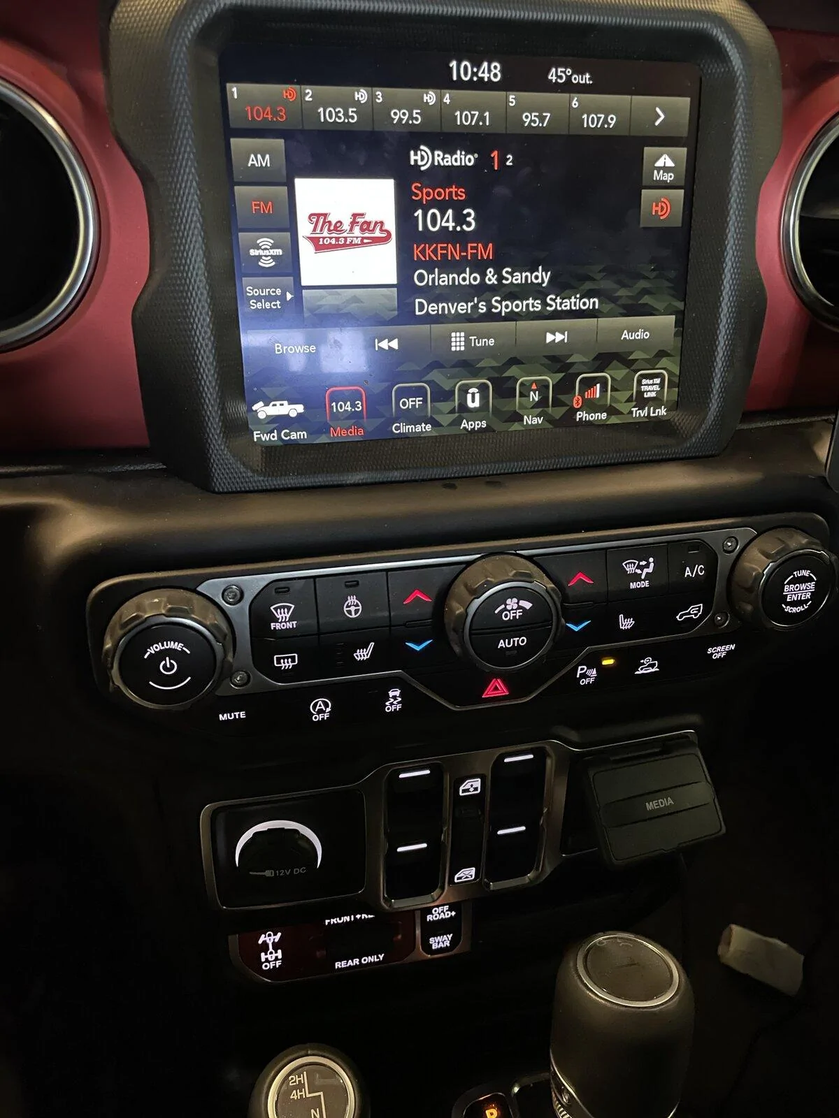Jeep Gladiator 2021 Acid Green Ecodiesel Rubicon 5k miles FB0DA360-53C1-4508-BB01-D564915C57DC