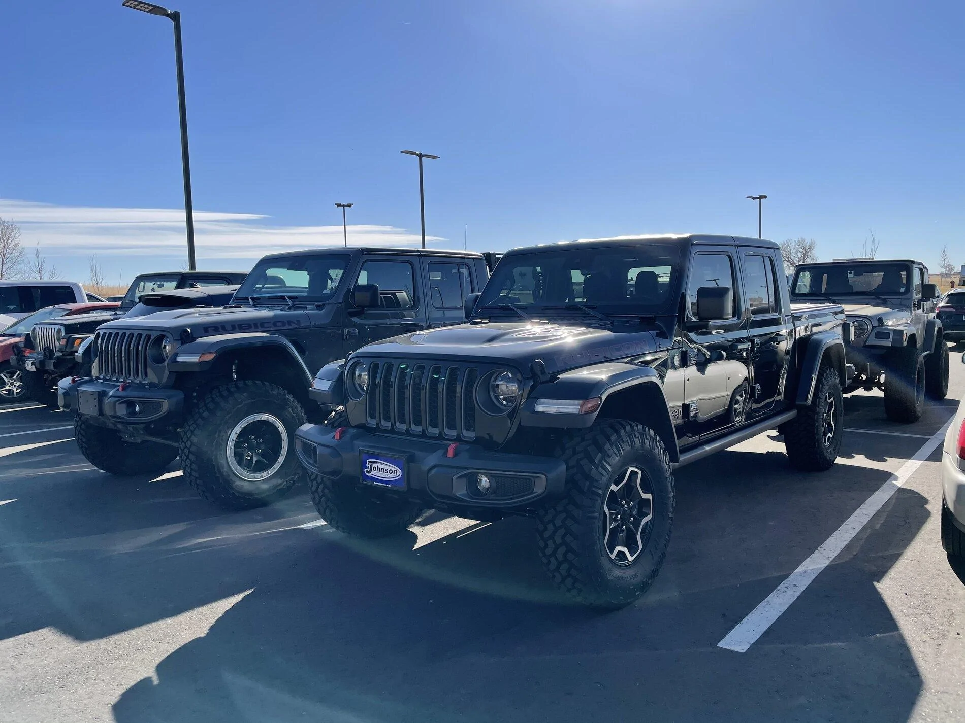 Jeep Gladiator 2021 Acid Green Ecodiesel Rubicon 5k miles FAA3619C-DE19-440F-857F-D2896AB06A21