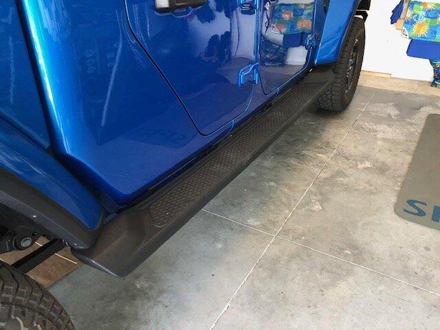 Jeep Gladiator Mopar 82215608 Side Steps for 20-21 Jeep Gladiator JT for sale $250 IMG_0222
